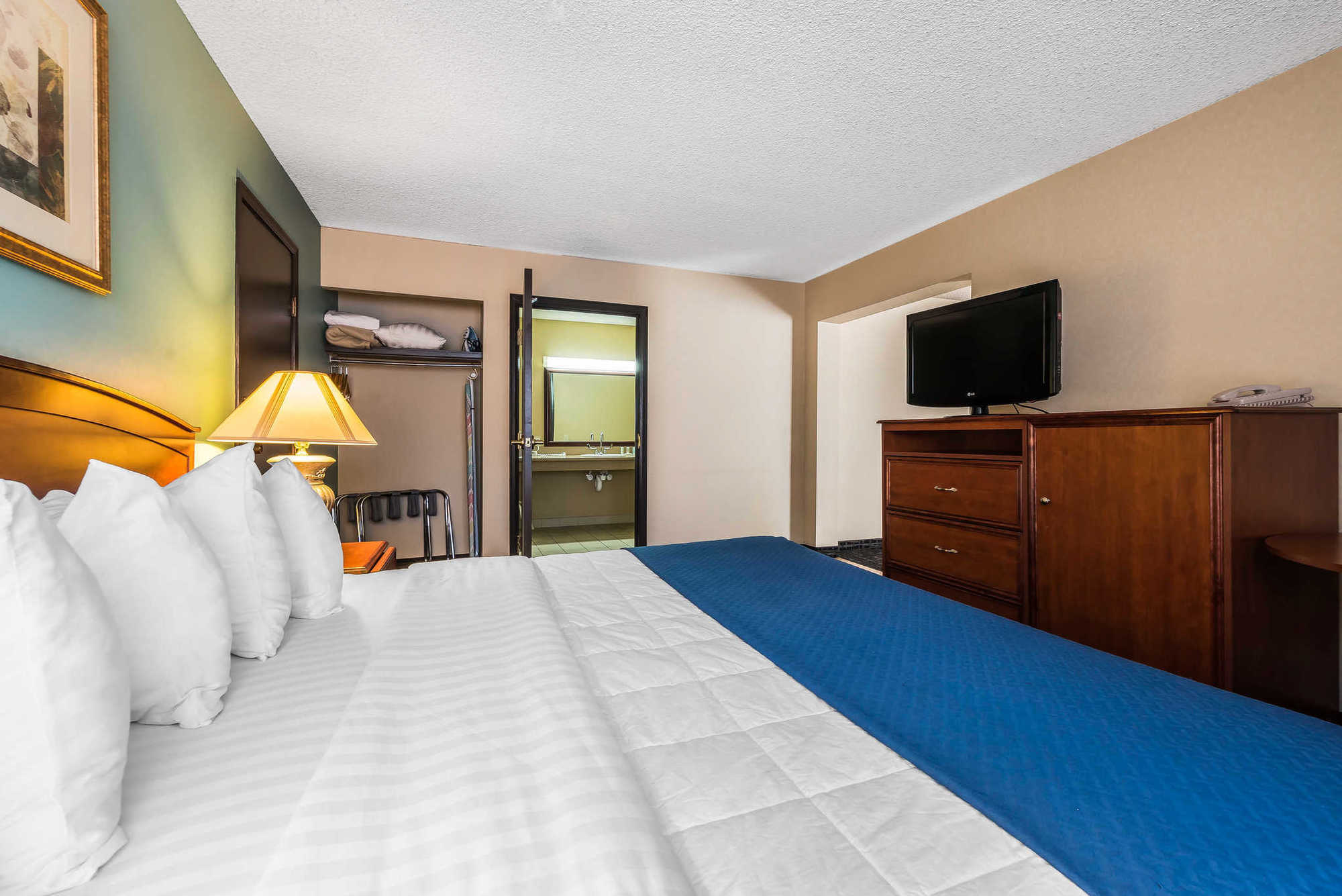 Quality Suites Central Colorado Springs Pokój zdjęcie