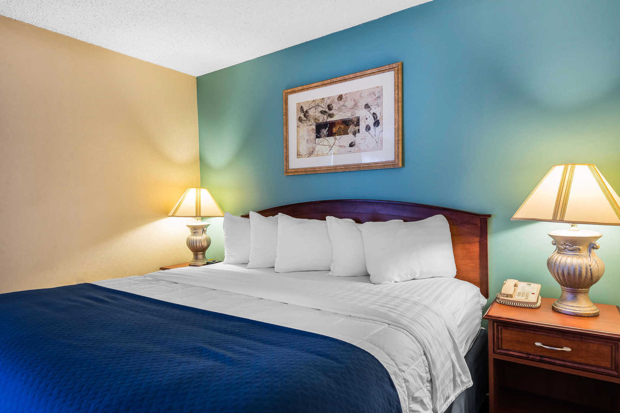Quality Suites Central Colorado Springs Pokój zdjęcie