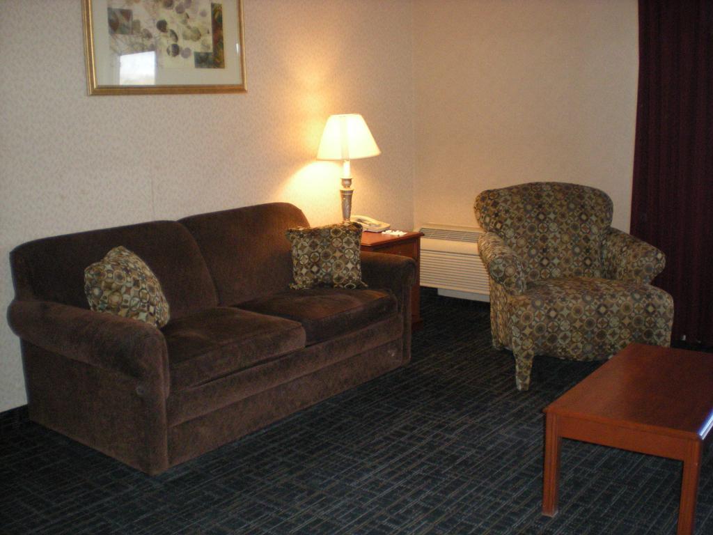 Quality Suites Central Colorado Springs Zewnętrze zdjęcie